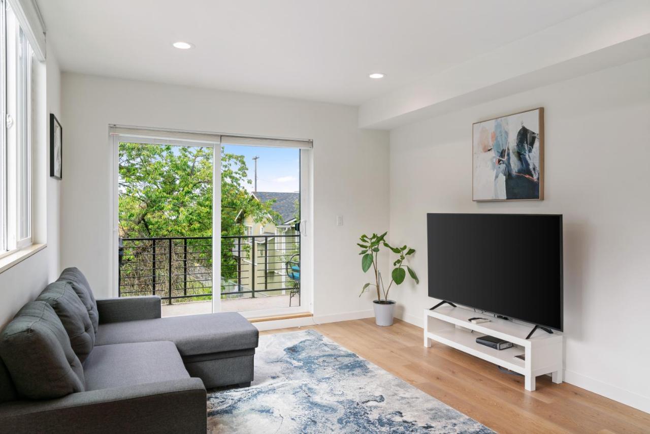 Modern Two Story Townhouse Near Light Rail Apartment Seattle Luaran gambar