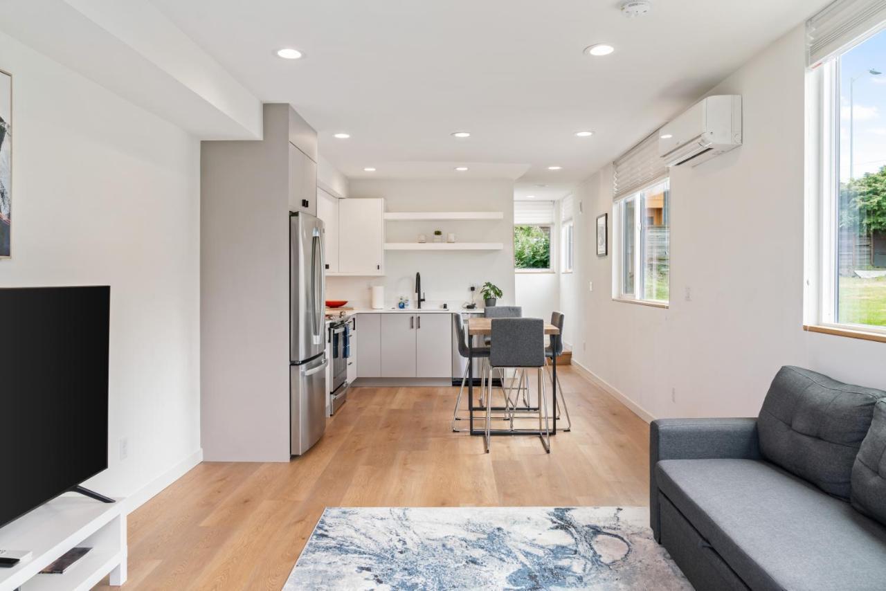 Modern Two Story Townhouse Near Light Rail Apartment Seattle Luaran gambar